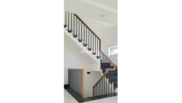 Tôi cho thuê nhà mới, 425m2- 7,5T, Nguyễn Tuân, Vũ Trọng Phụng -166 tr